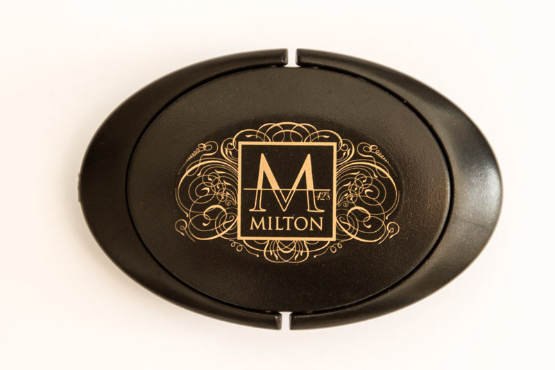 Milton Wineyard branded Stopper
